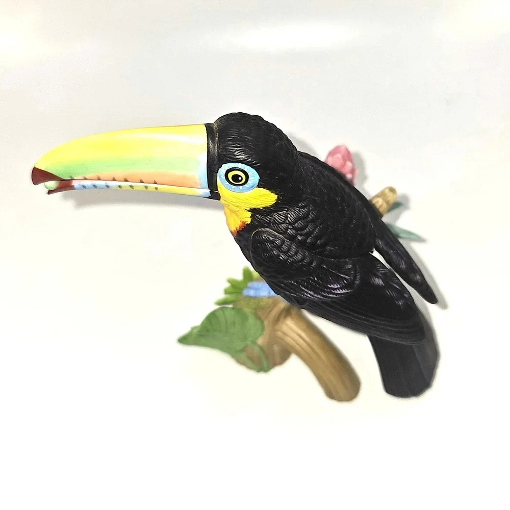 Lenox 2002 Keel-Billed‎ Toucan Bird Porcelain Figurine Tropical Rainforest Decor